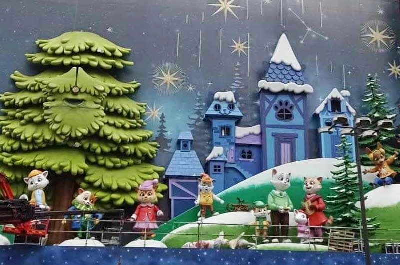 Cortylandia 2023/2024 en El Corte Inglés de Preciados y luces de navidad  🏕️☀️