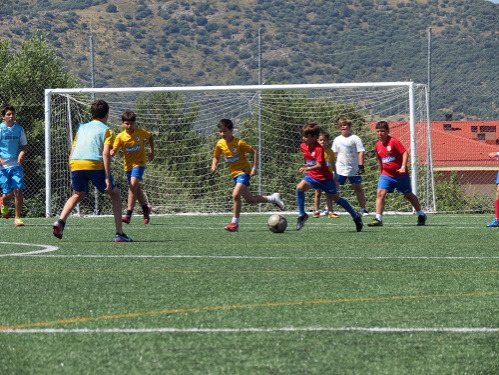 Futbolín Humano – Multiaventura Outdoor Factory