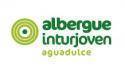 El albergue Inturjoven Aguadulce de Almería organiza en verano campamentos de playa con deportes náuticos y de aventura para niños y jóvenes de 7 a 15