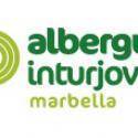 El albergue Inturjoven Marbella, en Málaga, se encuentra situado en pleno casco histórico de la ciudad y a diez minutos de la playa, en un edificio co