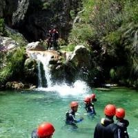 Camping Los Escullos con náutica y aventura